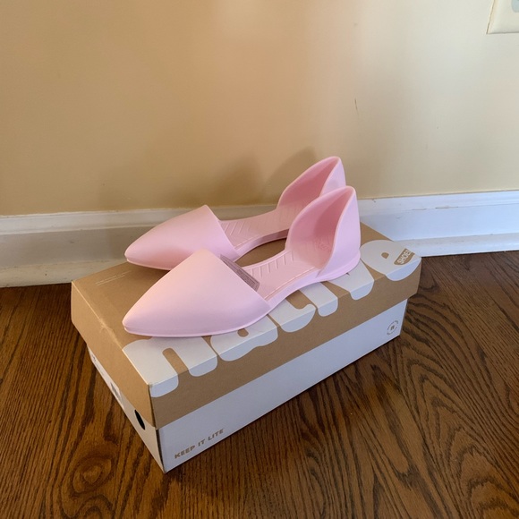 Native Audrey Milk Pink Flats